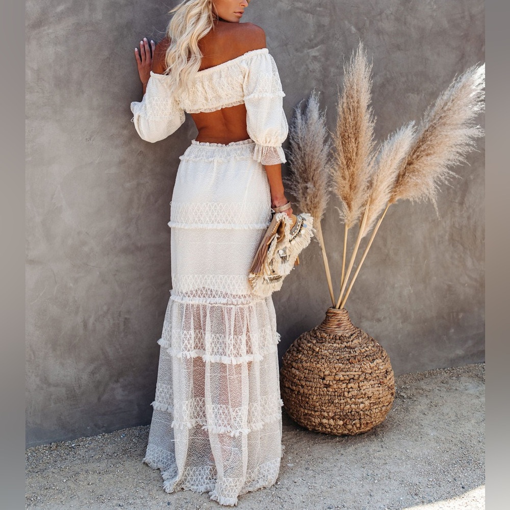 NWT VICI Cream Lace Maxi Dress with Cutout - Picture 3 of 6